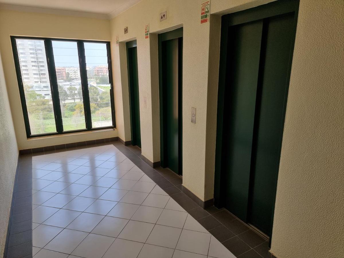 Apartamento Encantador Com Piscina Aquecida Portimão Extérieur photo